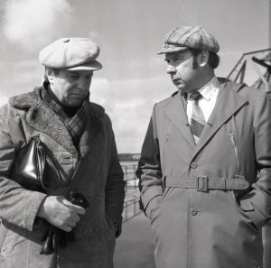 Bernardas Aleknavičius. [J. Marcinkevičius ir J. Nekrošius]. 1982 m. Klaipėdos apskrities viešoji I. Simonaitytės biblioteka. Naudojimo teisės: CC BY-NC-ND. Nuotrauka iš Europeanos
