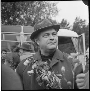 Bernardas Aleknavičius. [Lietuvių kompozitorius Eduardas Balsys festivalio „Muzikos ruduo“ metu. Palanga]. 1973 m. Klaipėdos apskrities viešoji I. Simonaitytės biblioteka. Naudojimo teisės: CC BY-NC-ND. Nuotrauka iš Europeanos