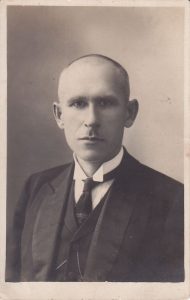 Kalbininkas, vertėjas J. Balčikonis. 1920 m. Maironio lietuvių literatūros muziejus. Naudojimo teisės: PD. Nuotrauka iš Europeanos