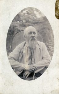 Jonas Jablonskis. Apie 1928 m. BKM PL 5945. Biržų krašto muziejus „Sėla“. Naudojimo teisės: PD. Nuotrauka iš LIMIS
